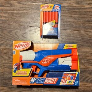 Nerf Elite Agility Blaster + 32 nerf darts - Blue, Orange, and White